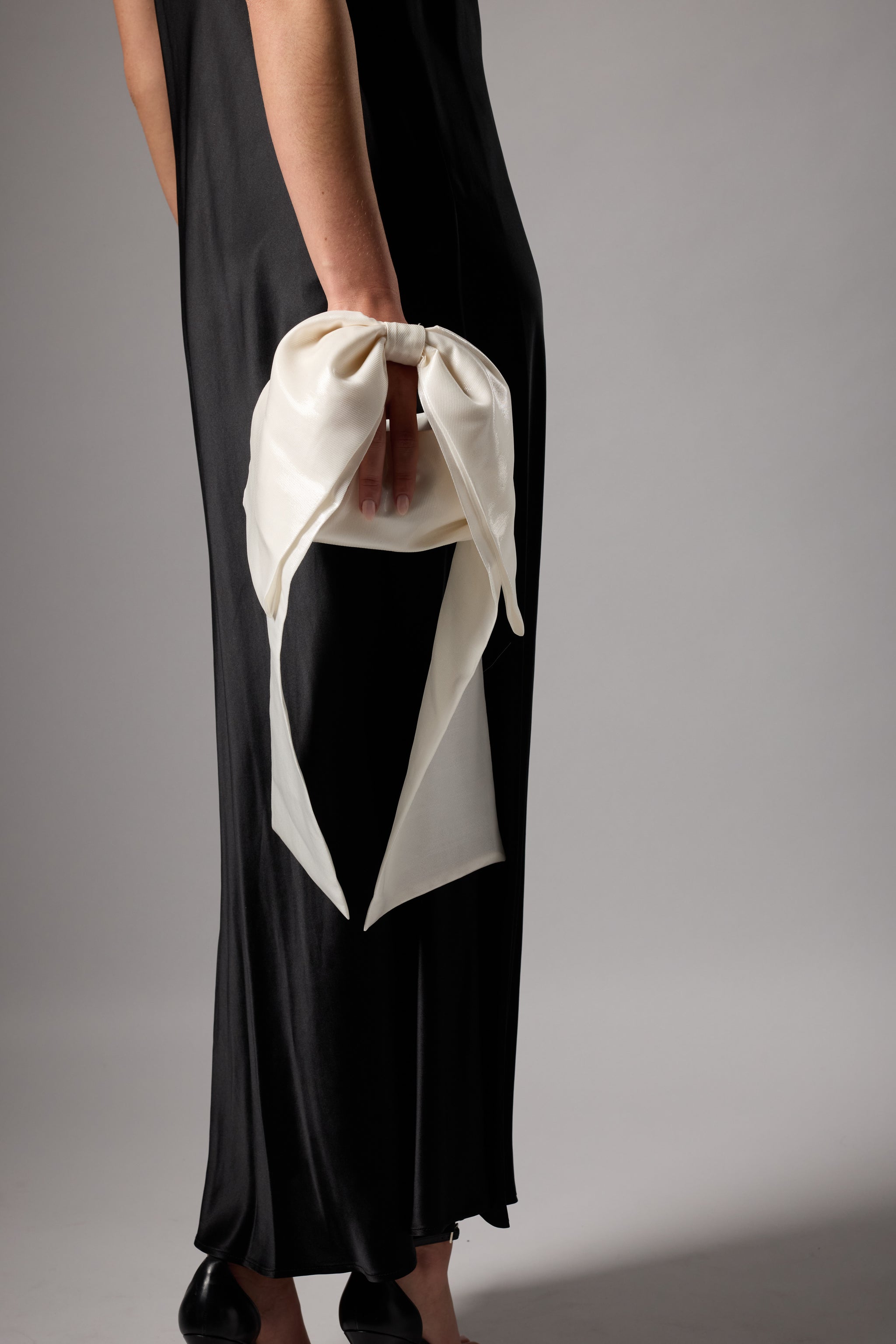 Exaggerated Bow Bag – TENDRESSE STUDIO