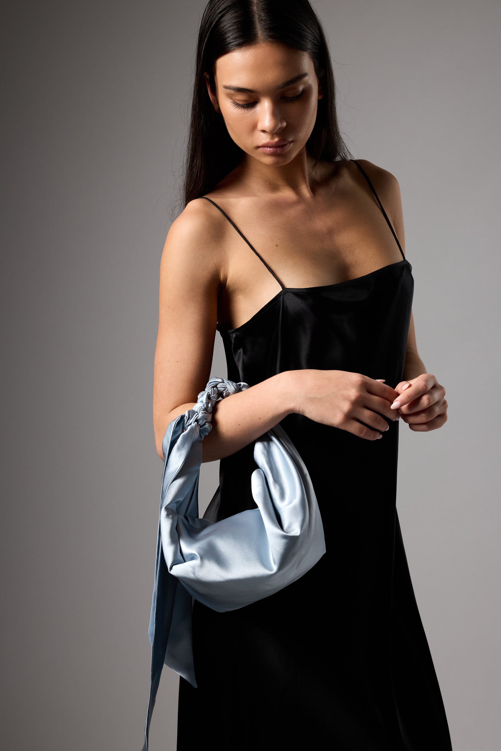 【TENDRESSE STUDIO】SILK KNOTT BAG Knotted Handle Bag – TENDRESSE STUDIO
